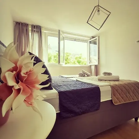 City Center Apartment Bravos Makarska Exterior photo